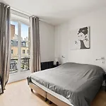Cozy Corner Ballu